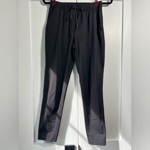 Lululemon On The Fly Pants Womens 4 Black